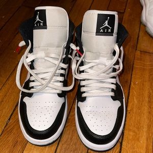 Women’s size 10 mid 1s
